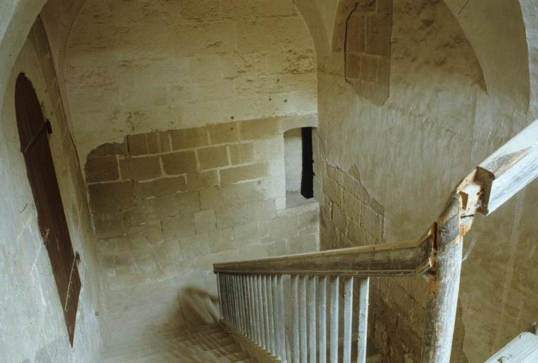 Logis abbatial. Escalier.