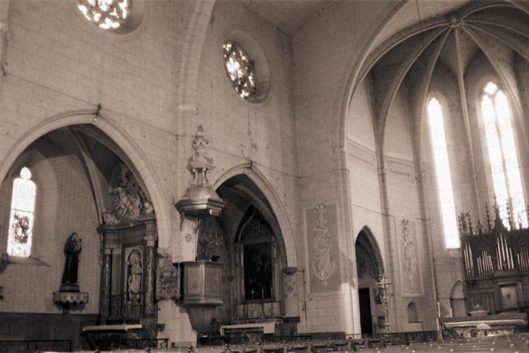 Intérieur ; chapelles nord.