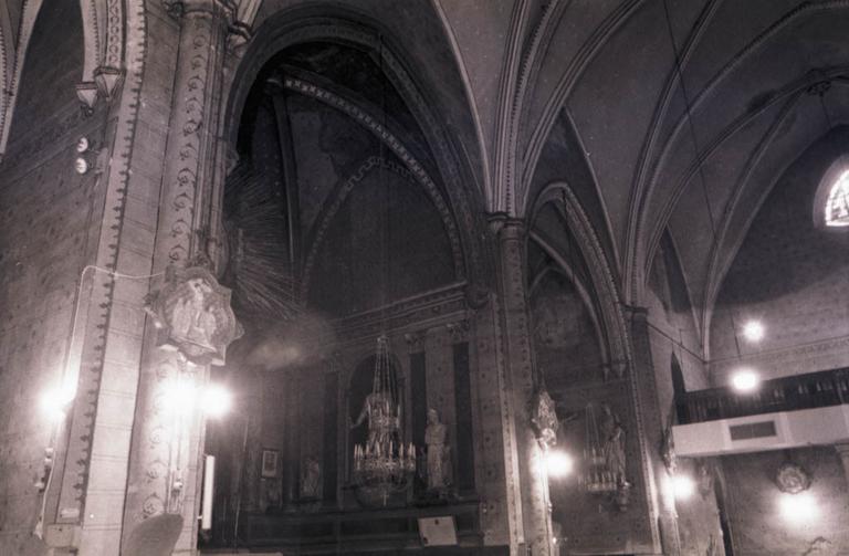 Intérieur ; chapelles.