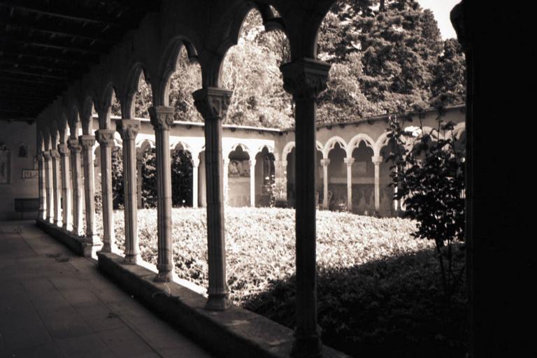 Cloître.