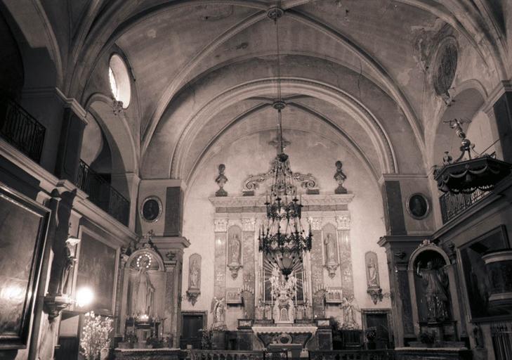 Chapelle ; choeur.