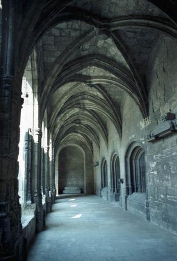 Cloître.