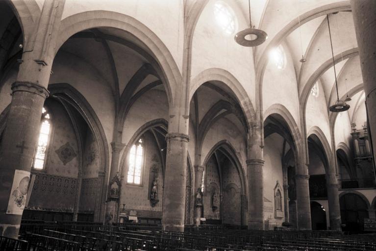 Transept et collatéraux.