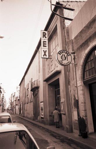 Vestiges; cinéma Rex. rue de la Liberté, dans les locaux de l'actuel évêché déjà propriétaire des lieux, salle connue sous le nom de L'Idéal Cinéma, puis du Rex.