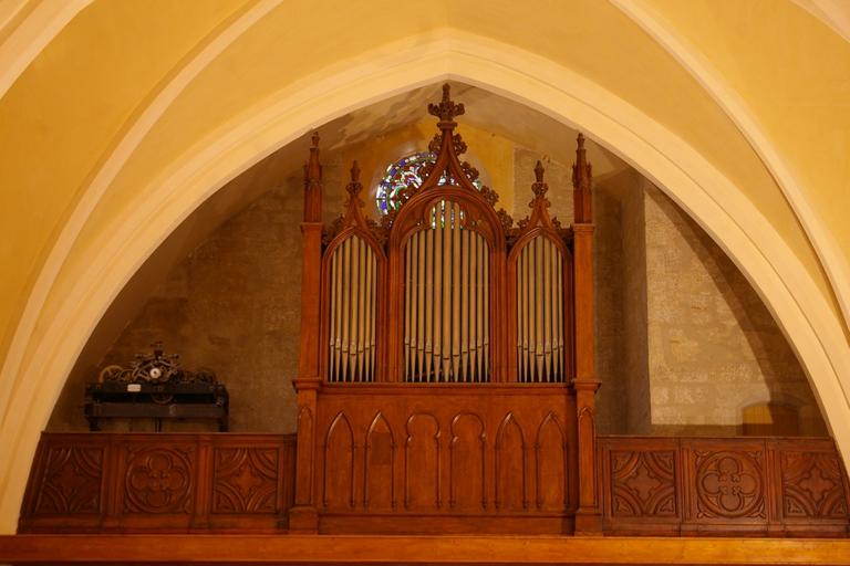 Tribune : orgue.