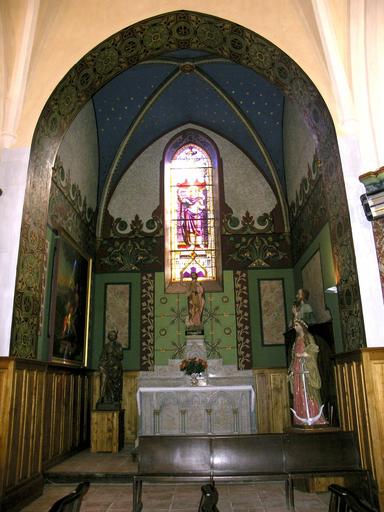 Chapelle latérale nord, Sainte Germaine : tableau Le Père éternel et l'Esprit Saint contemplant l'Enfant Jésus signé Gosselin achevé en 1846 d'après Murillo par Mlle Gosselin.