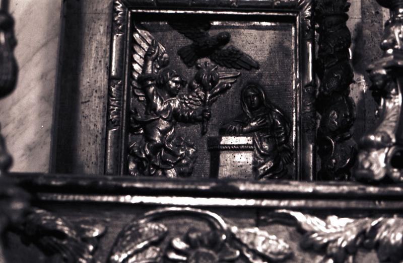 Retable ; détail de la sculpture. - © Monuments Historiques