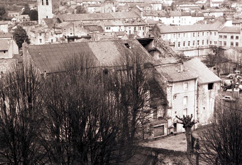 Vue d'ensemble du village.