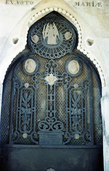 Chapelle funéraire Notre-Dame-du-Bon-Secours