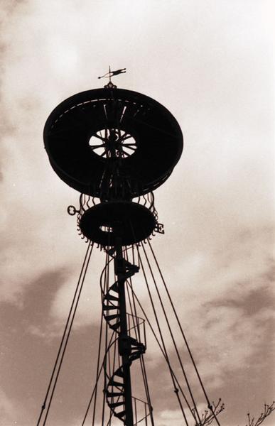 Partie supérieure avec la roue.