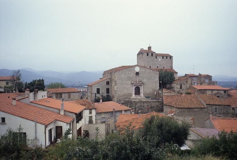 Vue générale de l'église.