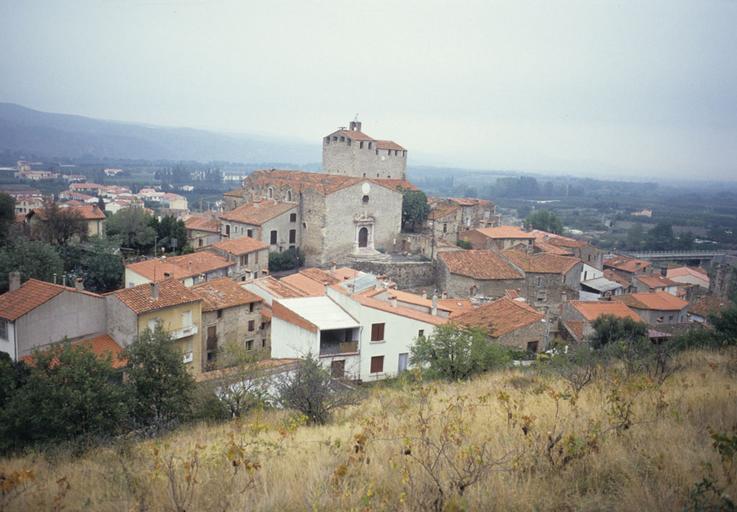 Vue générale de l'église.