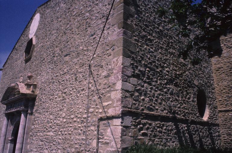 Appareil du mur.