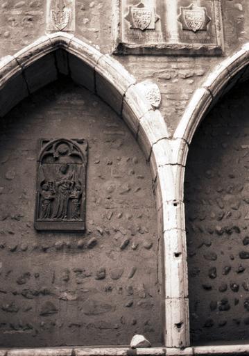 Ancien cimetière Saint-Jean.