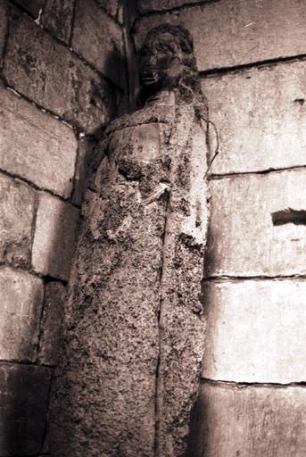 Ancien cimetière Saint-Jean.