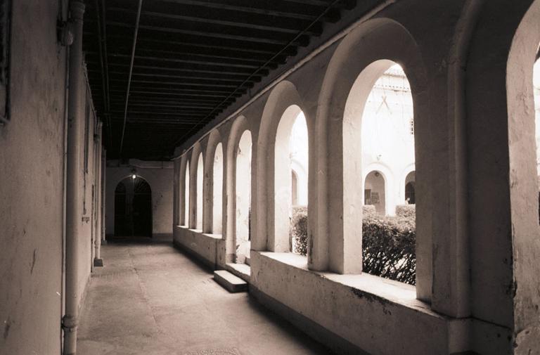 Le cloître et les bâtiments conventuels.