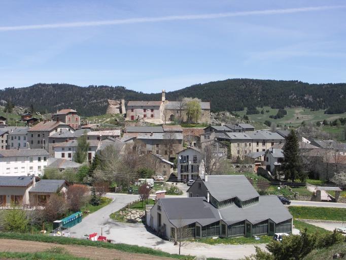 Vue du village depuis le sud.