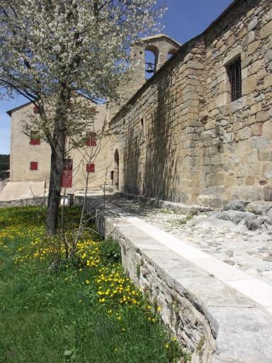 Côté sud de l'église.