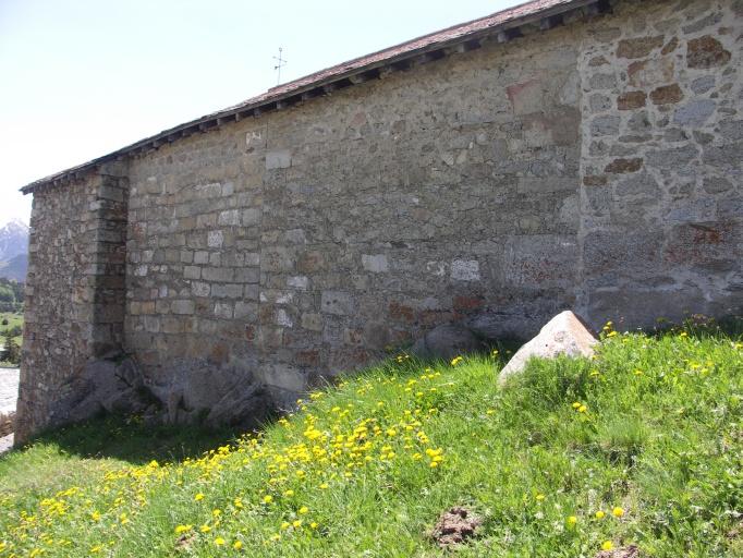 Mur nord de la nef et du chevet.