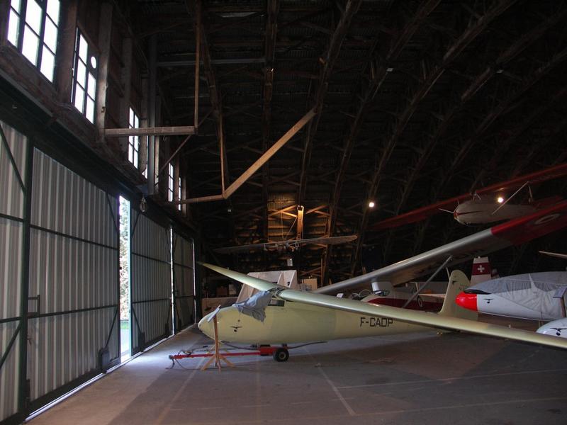 Le hangar Mistral I. Intérieur.