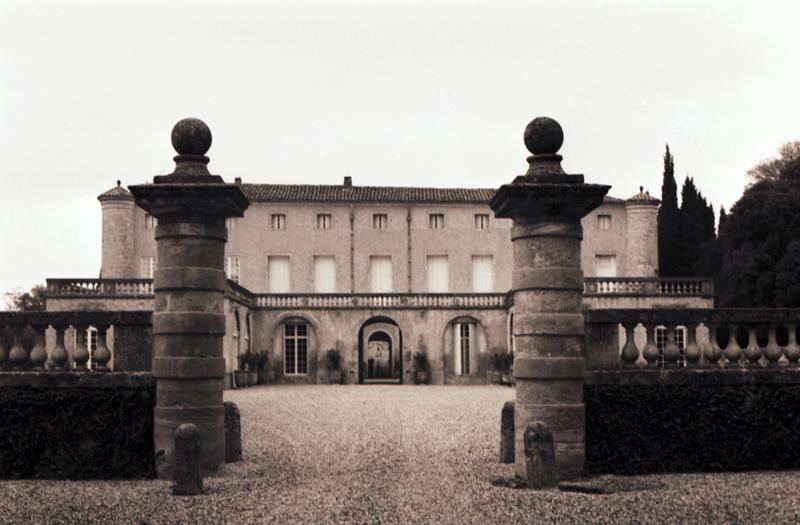 Entrée de l'enceinte du château.