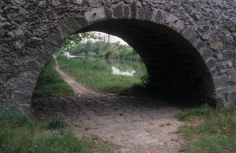 Pont Saint-Joseph ; détail d'une arcade.