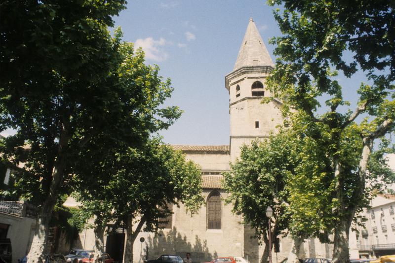 Façade sud et clocher.