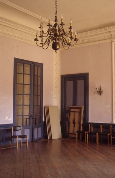 Intérieur ; décor des salles.