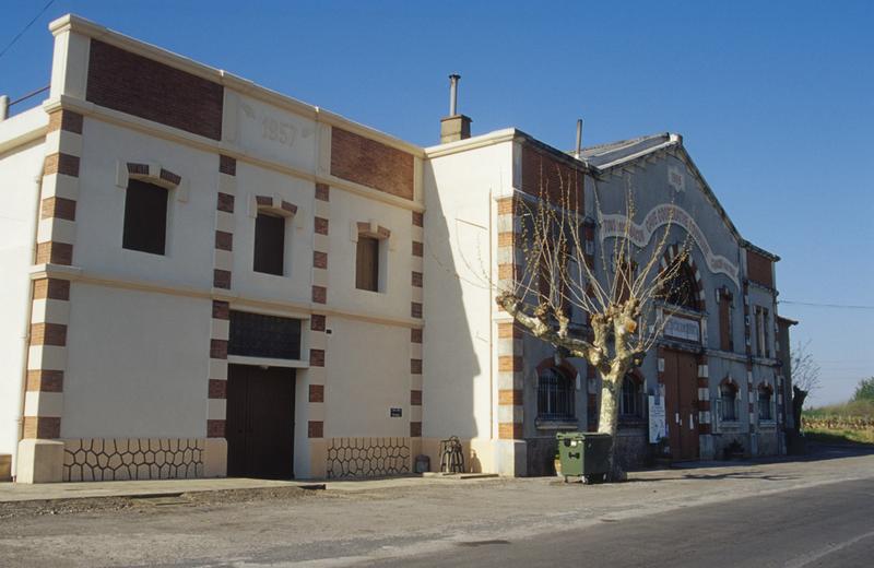 Façade du bâtiment principal.