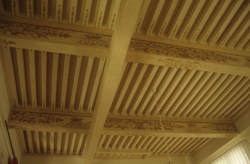 Intérieur ; 3ème étage ; plafond peint.