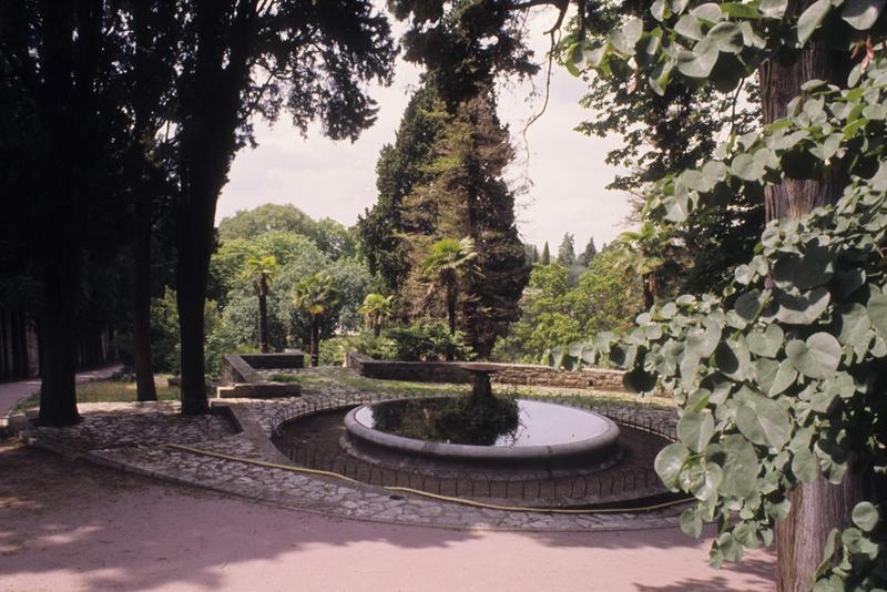 Terrasse du Midi vu du sud.