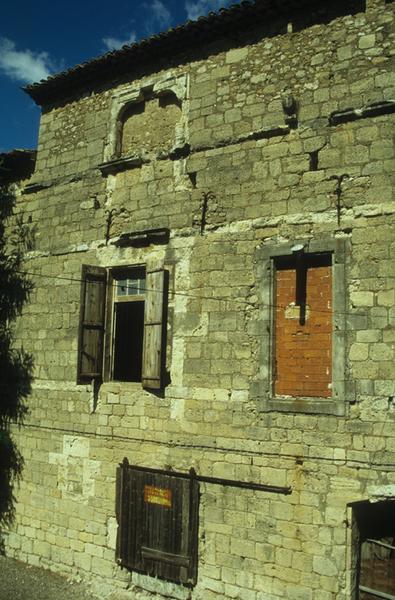 Façade sur cour.