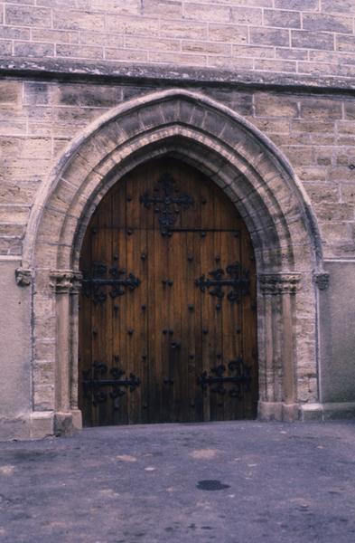 Façade ouest ; portail.