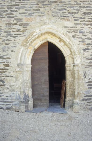 Porte d'entrée.