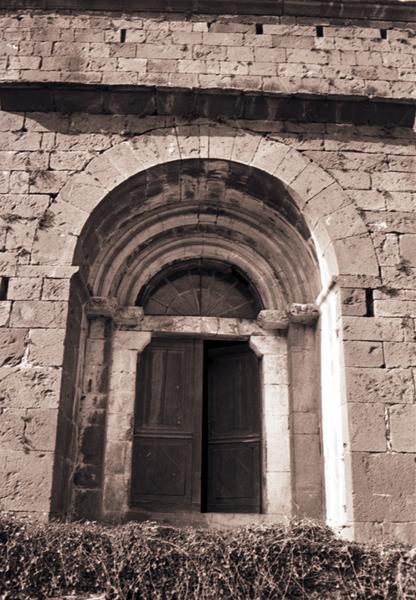 Église Notre-Dame-de-Val-Francesque (ancienne) ; actuellement temple protestant