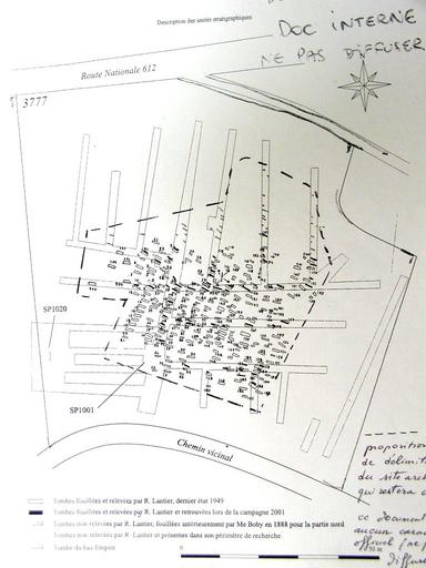 Plan de situation des tombes fouillées.