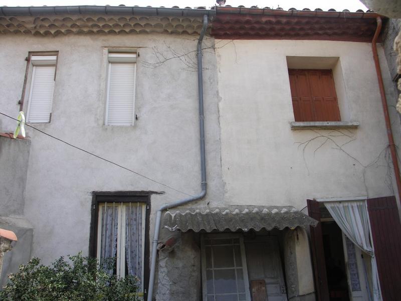 Enclos canonial. Maison canoniale 1 rue du Dr Monnier. Parcelle 292. Façade sur jardin.