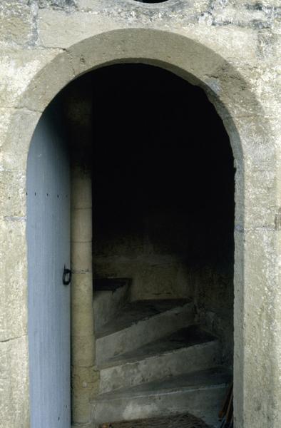 Escalier en vis du corps de logis.