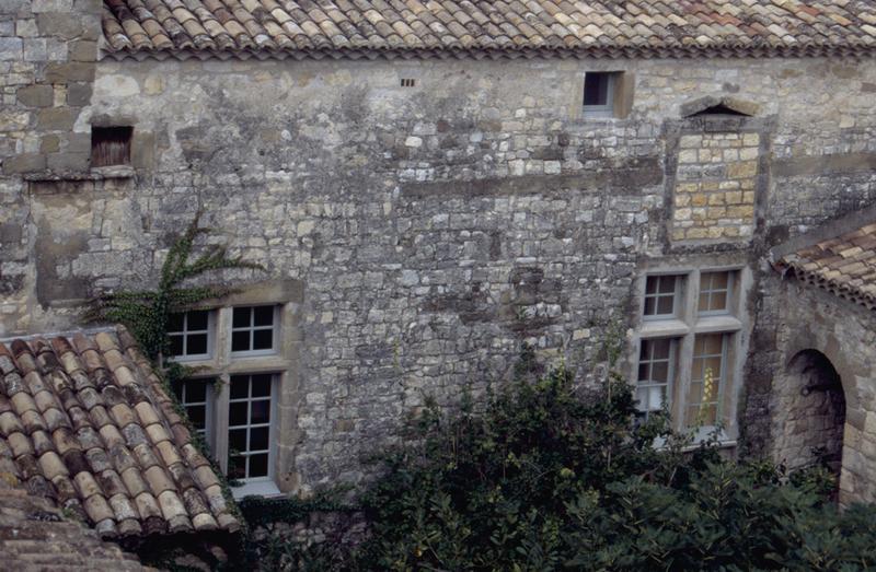 Cour intérieure, façade ouest.