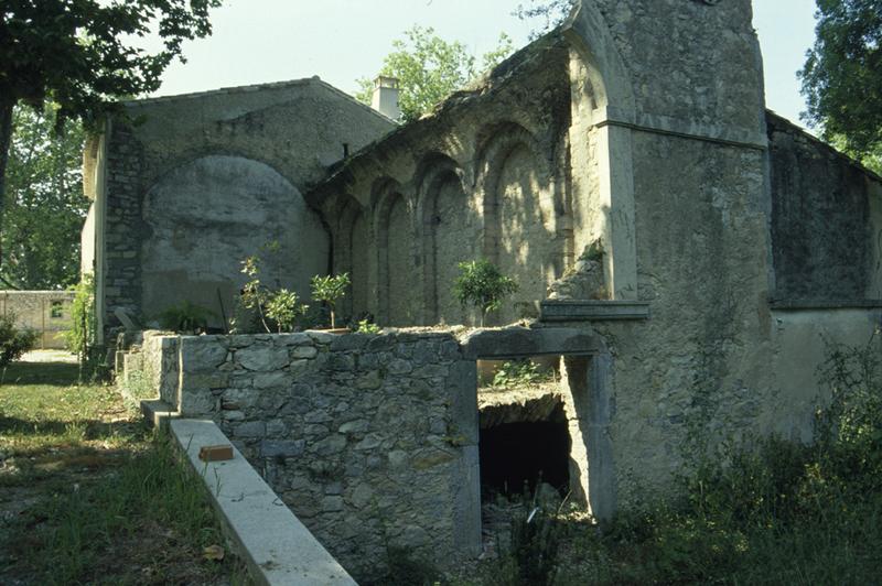 Pavillon est et ancienne orangerie.