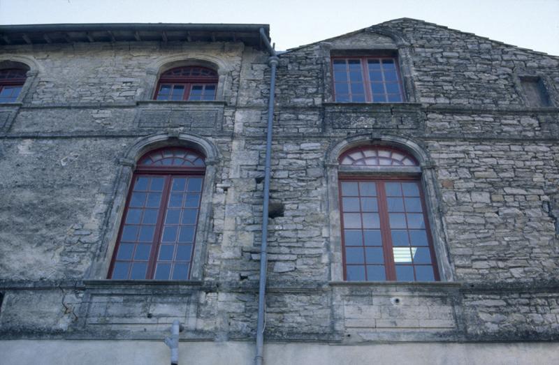 Façade nord-est, détail.