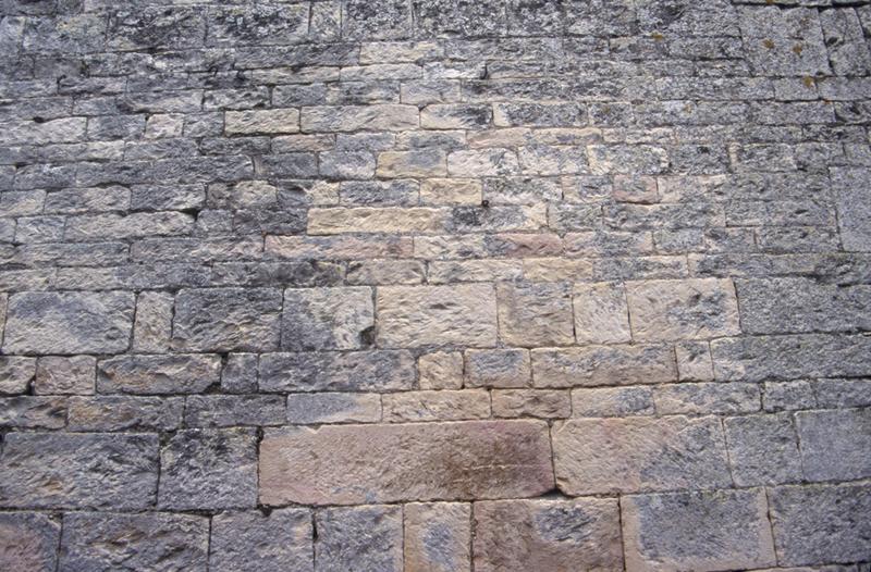 Tour, façade nord partie est, détail de l'appareil.