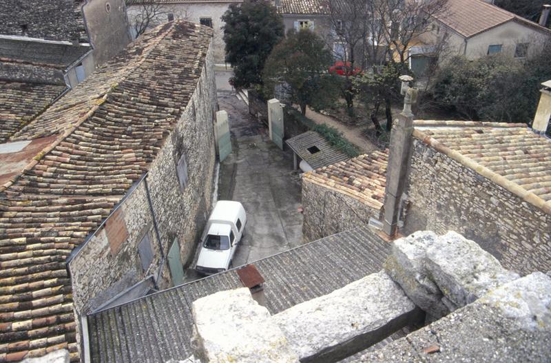 Vue de la cour au sud, bretèche.