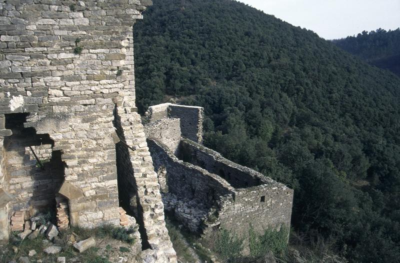 Vue du bâtiment de l'entrée.