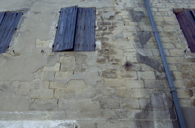 Façade sur rue Pierre-Mendès-France, détail.