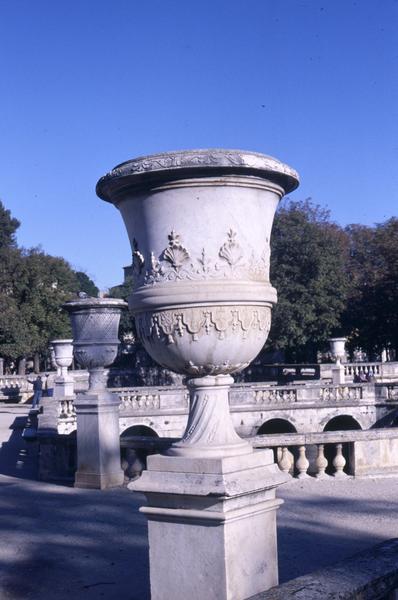 Vase provenant des jardins du château de la Mosson à Montpellier.