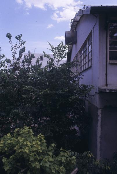 Vue depuis la terrasse en face de l'ancienne brasserie.