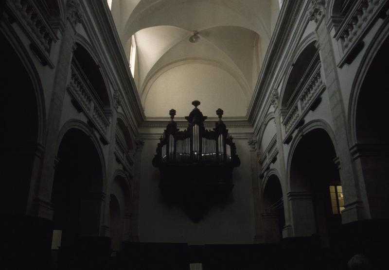 Vue vers l'orgue.