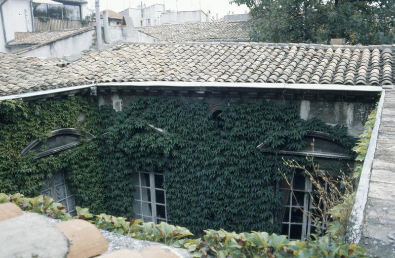 Cour intérieure, vue du toit.