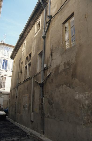 Façade sur rue Louis Raoul.